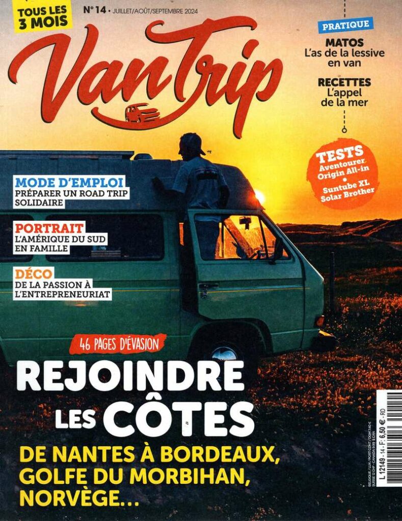 Couverture du magazine Vantrip n°14 avec un van au coucher de soleil et le titre 'Rejoindre les côtes', numéro été 2024 consacré aux road trips et à l’aménagement de vans de l'entreprise Cosy van